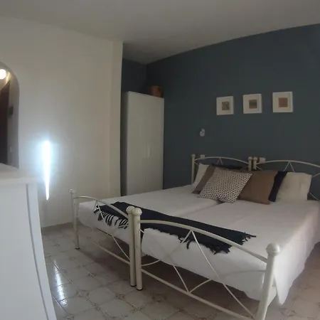 Vasilina Aparthotel